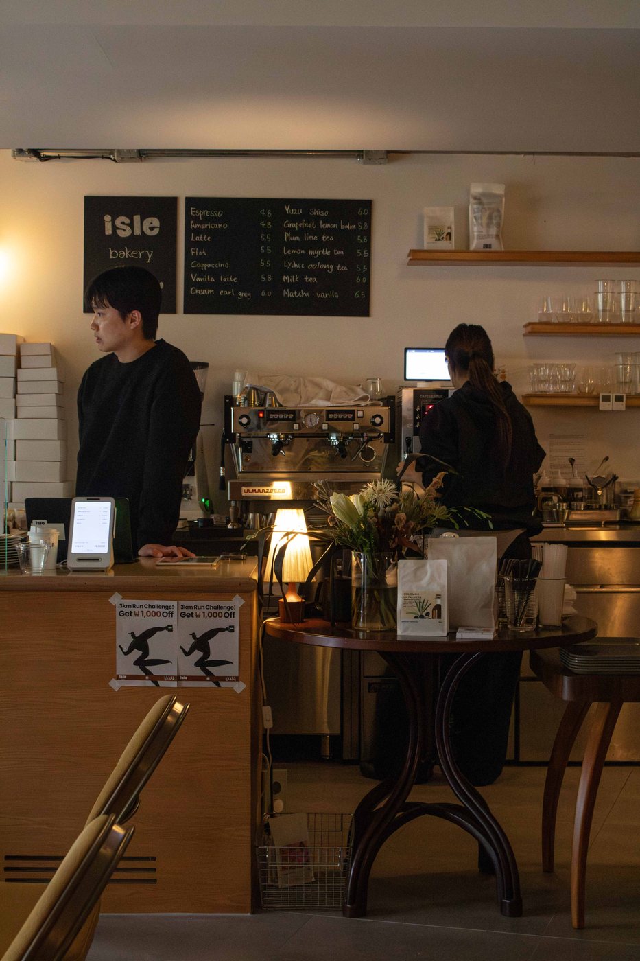 isle bakery interior